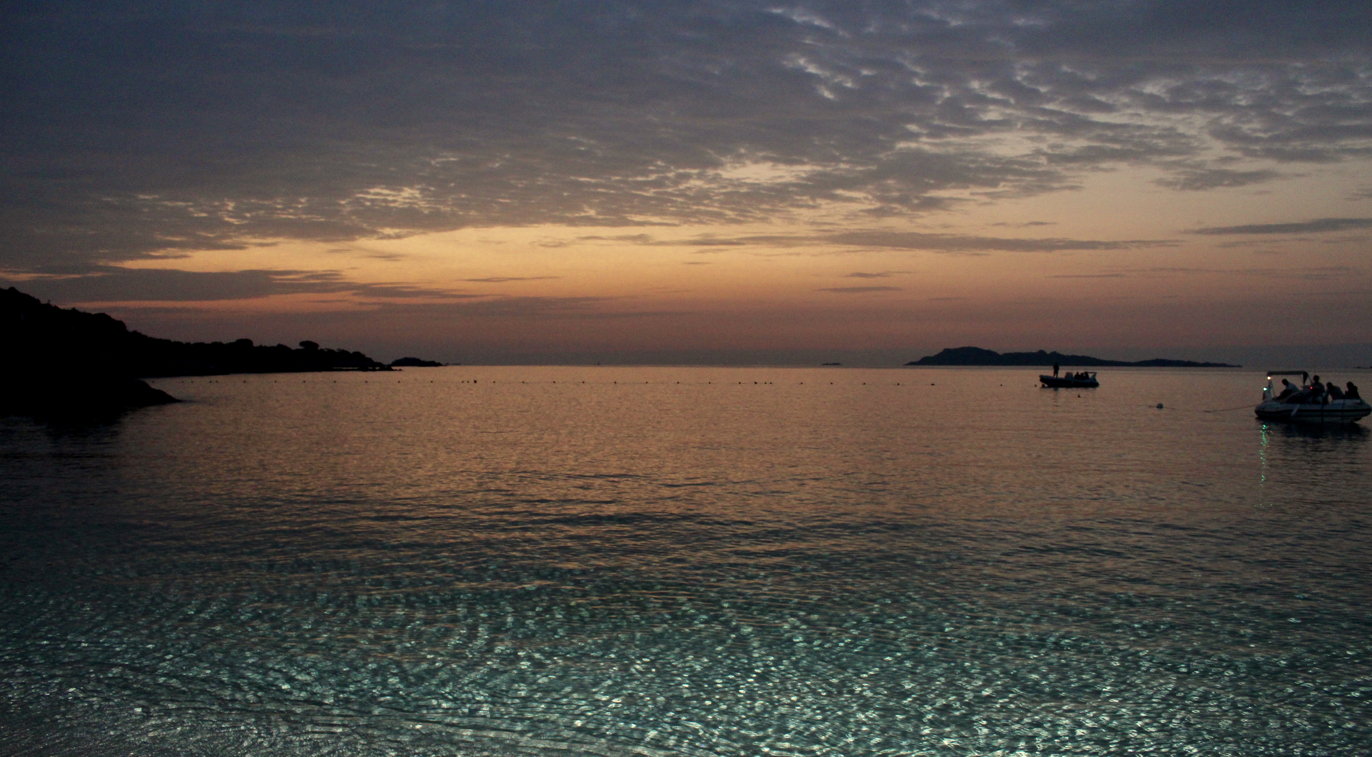 Aspettando l'alba a Capriccioli di utente cancellato