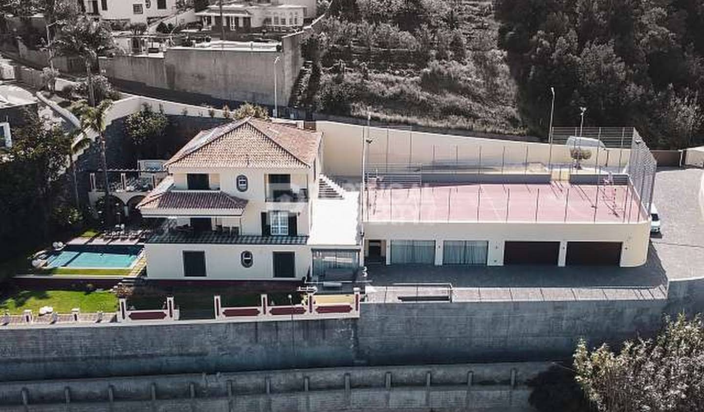 Maison avec piscine et terrasse Curral das Freiras