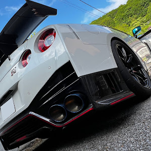 NISSAN GT-R R35