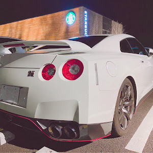 NISSAN GT-R R35