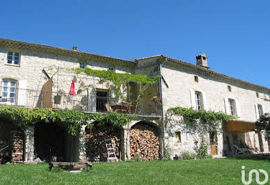 House with pool and terrace 3