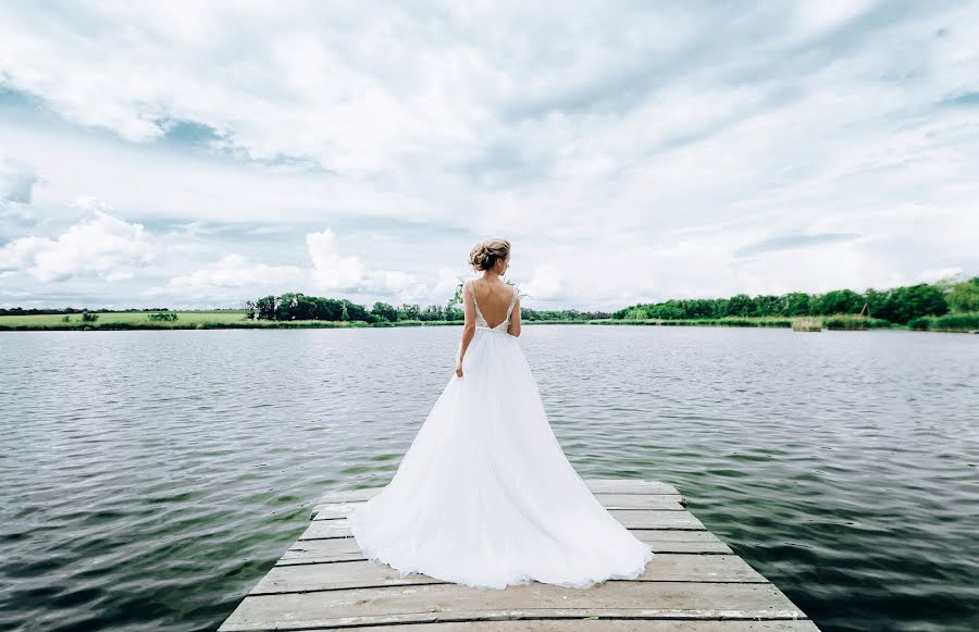 Fotógrafo de bodas Vladimir Mikhaylovskiy (vvmich). Foto del 17 de agosto 2017