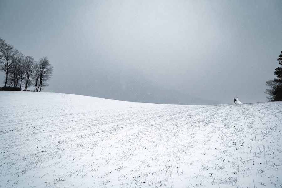 Vestuvių fotografas József Márk Losonczi (losonczi). Nuotrauka gegužės 17