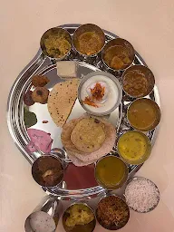 Manbhavan Premium Thali Restaurant photo 5