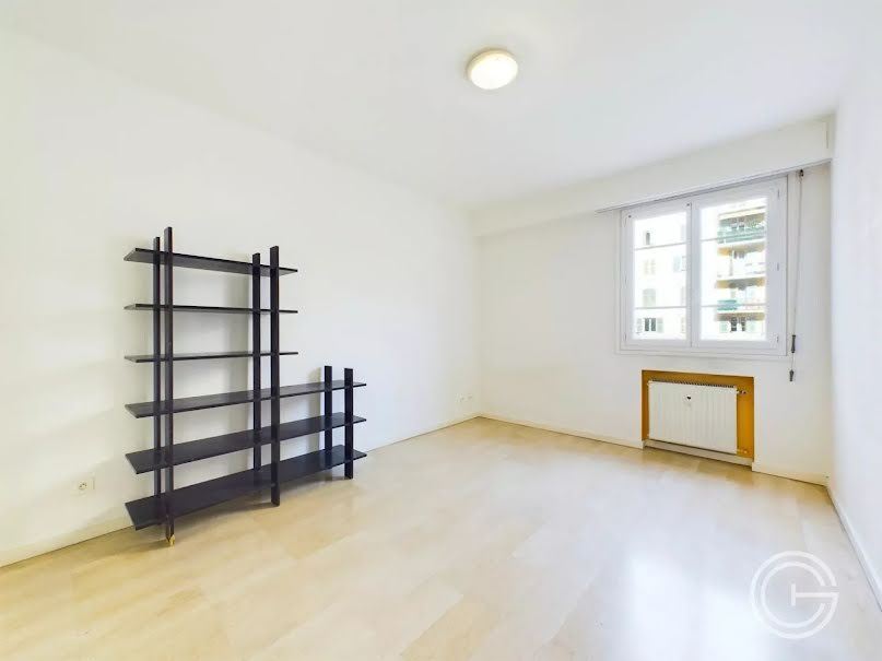 Location  appartement 1 pièce 31.02 m² à Nice (06000), 745 €