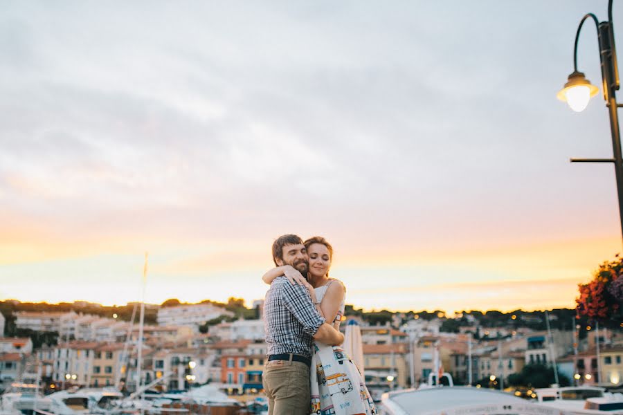 Fotografo di matrimoni Katya Kvasnikova (ikvasnikova). Foto del 14 luglio 2015