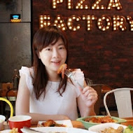 Pizza Factory 披薩工廠