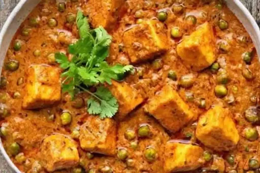 Matar Paneer