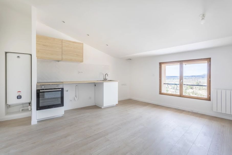 Vente appartement 3 pièces 48.85 m² à Saint-Maximin-la-Sainte-Baume (83470), 185 000 €