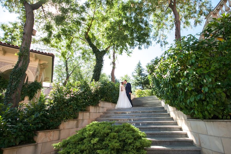 Fotógrafo de casamento Artem Gnatenko (gnat). Foto de 5 de fevereiro 2019