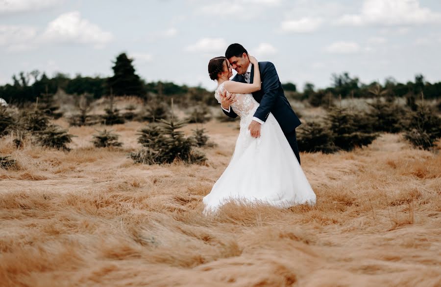 Huwelijksfotograaf Richard Komaromi (komaromifoto). Foto van 5 juli 2021