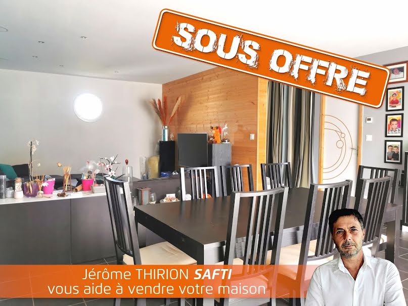 Vente maison 5 pièces 108 m² à Saint-Savin (33920), 256 000 €