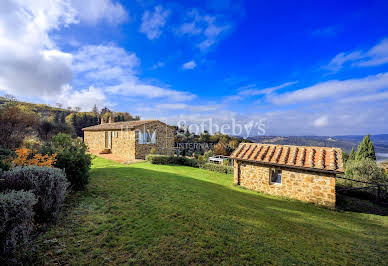 Farmhouse with garden and pool 5