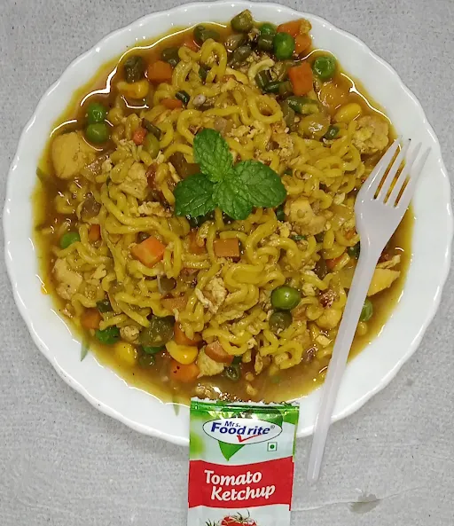 Soupy Egg Maggi