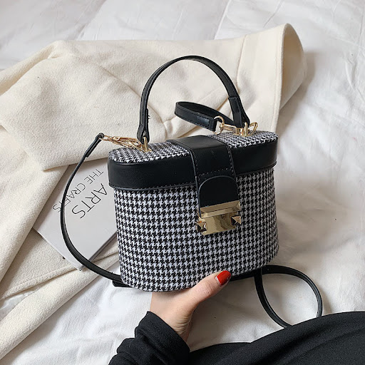Title 4, Internet Celebrity Foreign Style Small Bag for ...