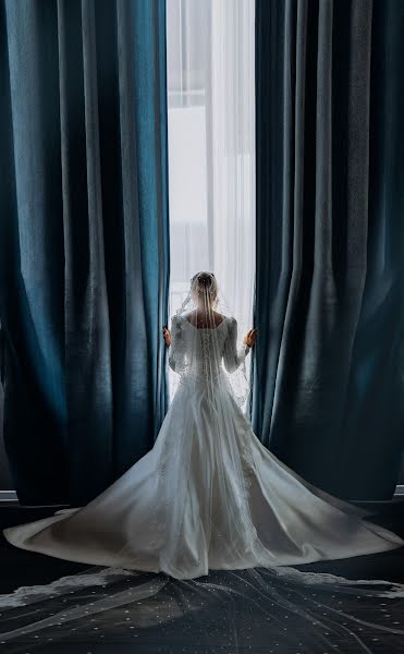 Wedding photographer Diana Semenova (dominik09). Photo of 4 December 2019