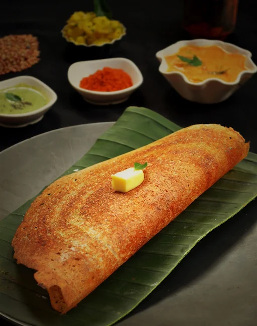 Benne Masala Dosai+Sambar,Tomato Chutney, Coconut Chutney & Gunpowder