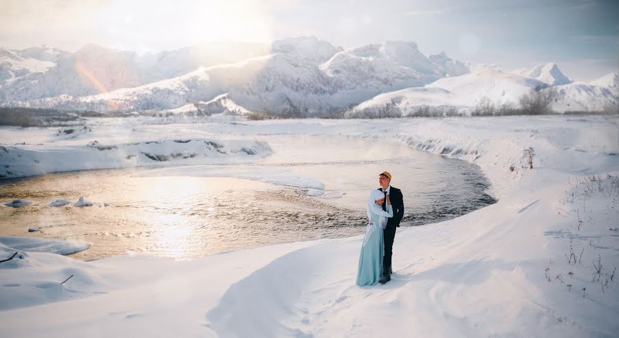 Fotografer pernikahan Dmitriy Rogozhkin (d1man). Foto tanggal 8 Januari 2016