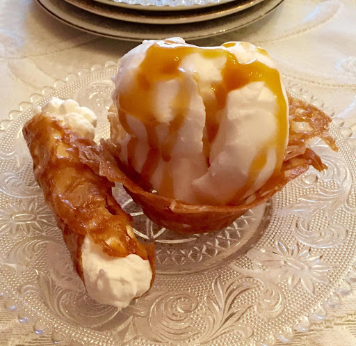 Brandy snap and Brandy Snap ice cream cup