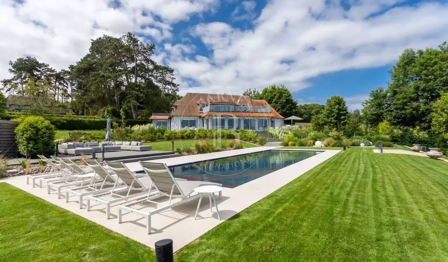 Propriété avec piscine et jardin Benerville-sur-Mer