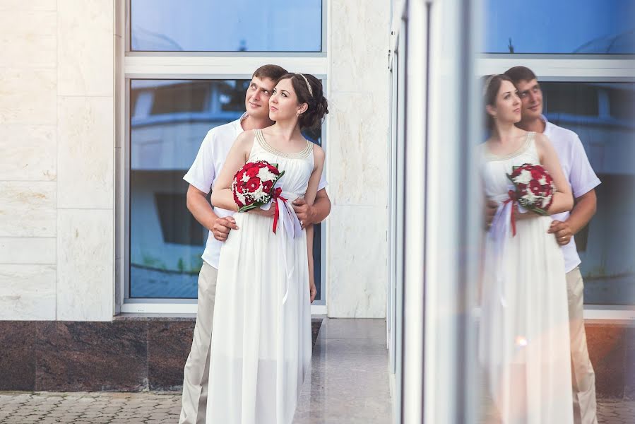 Fotografo di matrimoni Diana Bechina (bechina). Foto del 3 maggio 2016