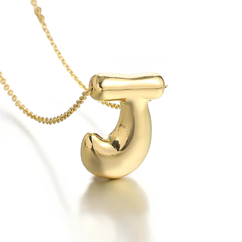 Colar 26 Letras Bolha Banhado a Ouro 18K Real. Personalize seu look com este colar elegante e sofisticado.