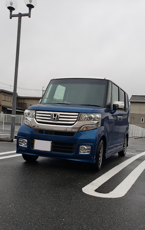 Nボックスカスタムの朝のご挨拶・雨の中の撮影・10月もよろしくお願いします・寒いよ…に関するカスタム事例の投稿画像5枚目