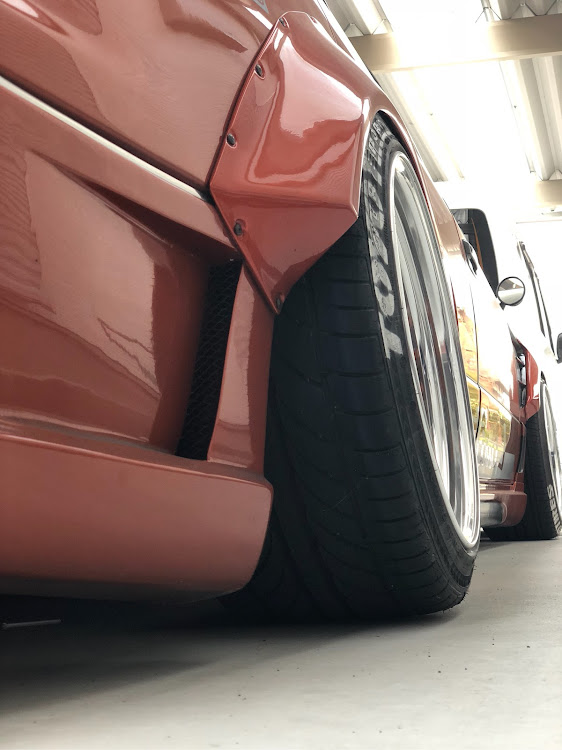 アリストのDIY・ドライブ・レッドメモリーに関するカスタム事例の投稿画像1枚目