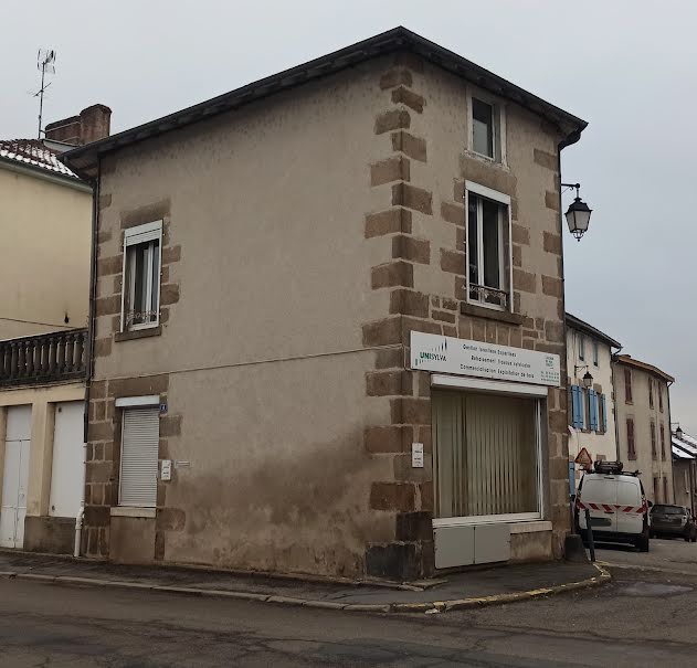 Vente maison 7 pièces 101 m² à Bourganeuf (23400), 44 000 €