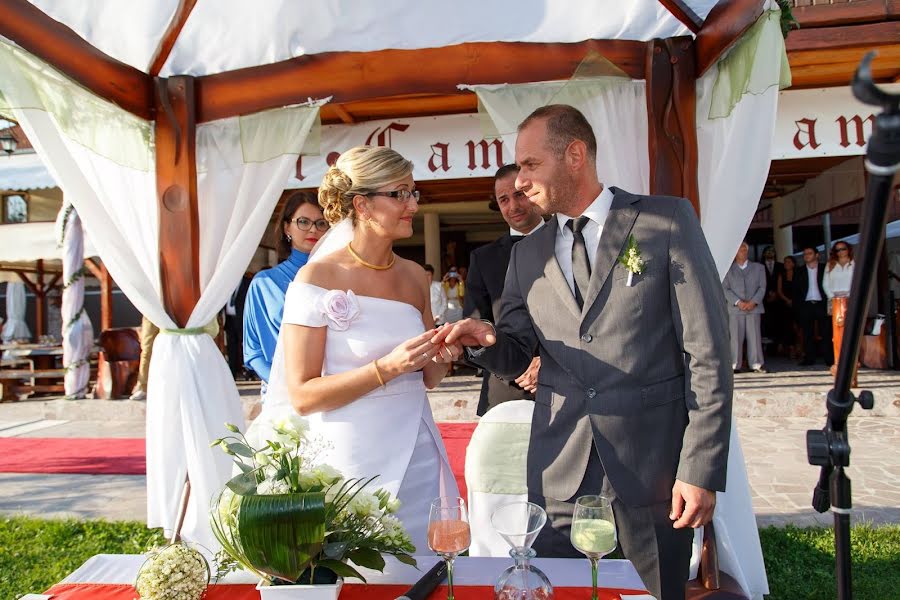 Wedding photographer Sándor Lajos (rendezvenyvideo). Photo of 3 March 2019