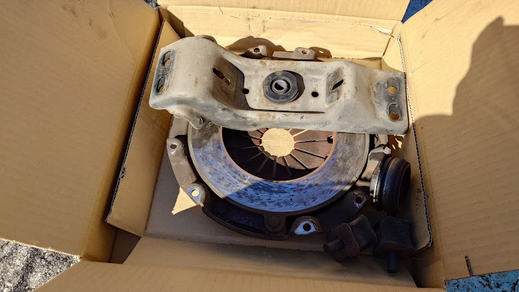 RX-7のFC3S RX-7・FC3S 後期・カッコイイFC保存会・クラッチ交換・アイドリング不調に関するカスタム事例の投稿画像3枚目