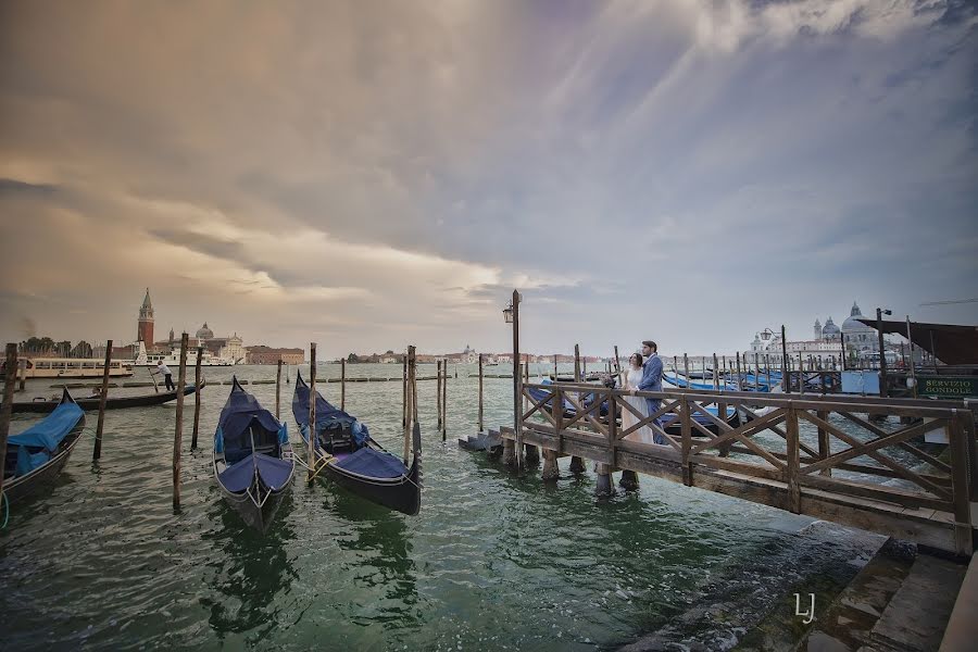 Fotografo di matrimoni Laure Jacquemin (laurejacquemin). Foto del 8 novembre 2018