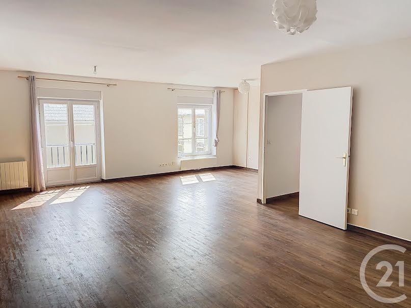 Location  appartement 4 pièces 118.88 m² à Chantilly (60500), 1 411 €