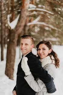 Fotógrafo de casamento Lyubov Lyupina (iamlyuba). Foto de 21 de fevereiro 2018