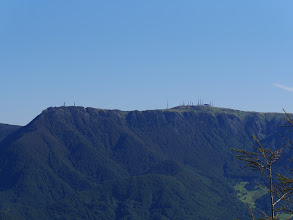 王ヶ鼻（左）と王ヶ頭（中央右）