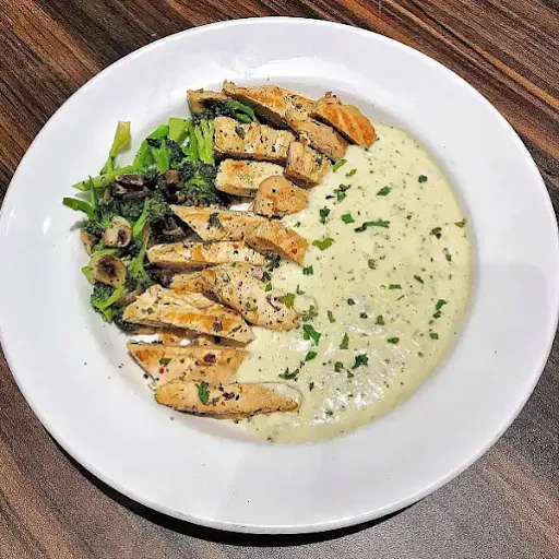 Grilled Chicken With Creamy Jalpeno Sauce With Mushroom & Broccoli