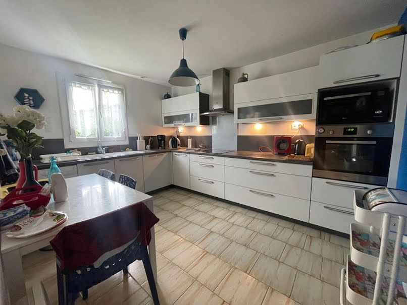 Vente maison 5 pièces 187 m² à Chepoix (60120), 210 000 €