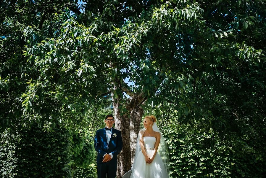 Wedding photographer Kseniya Ushakova (ushakovaksenia). Photo of 15 April 2020