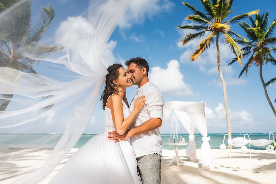 Wedding photographer Irina Savinova (irina-dominicana). Photo of 29 July 2022