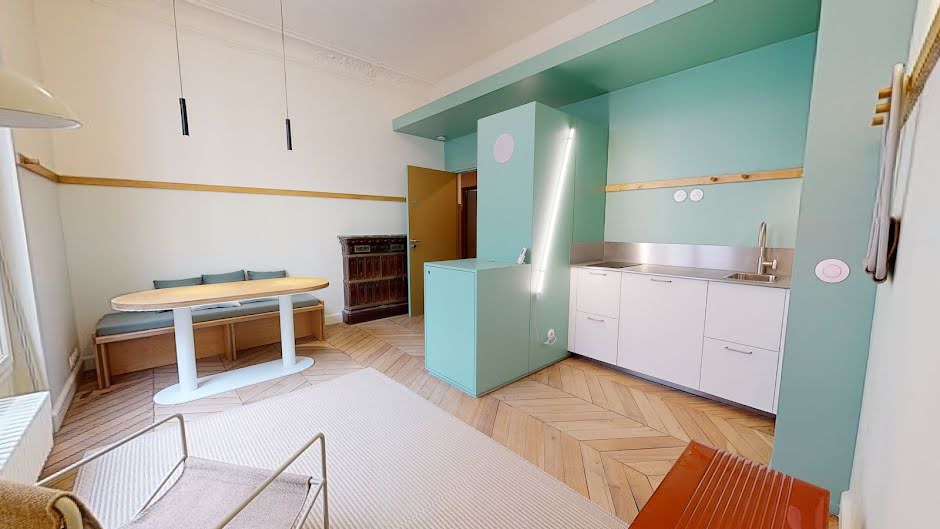 Location meublée appartement 2 pièces 33 m² à Paris 9ème (75009), 1 700 €