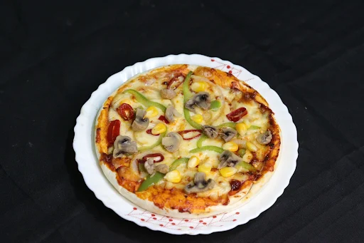 Mushroom Paprika Pizza