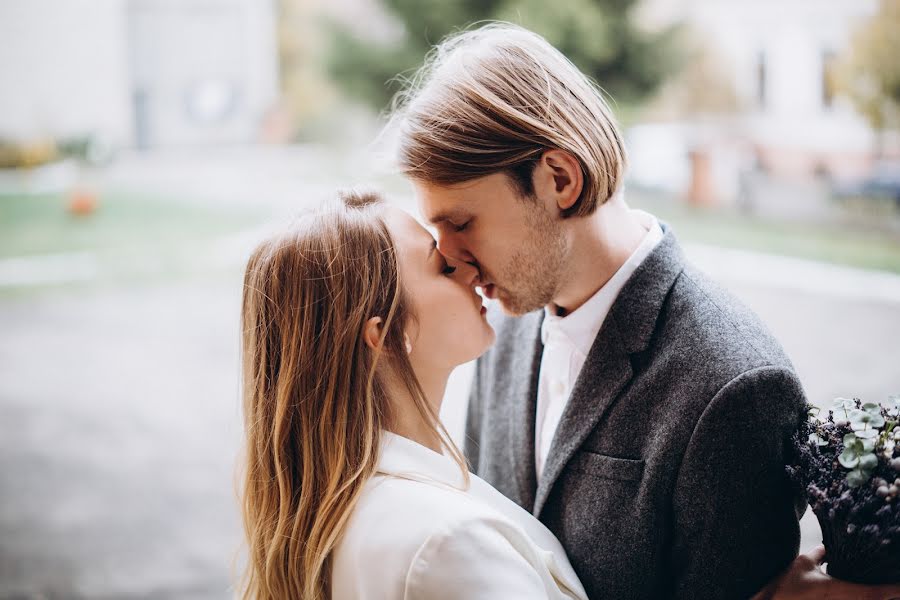 Wedding photographer Nadya Ravlyuk (vinproduction). Photo of 15 December 2018