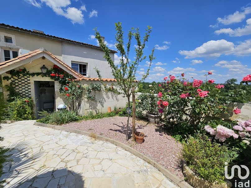 Vente maison 4 pièces 150 m² à Châteauneuf-sur-Charente (16120), 299 000 €