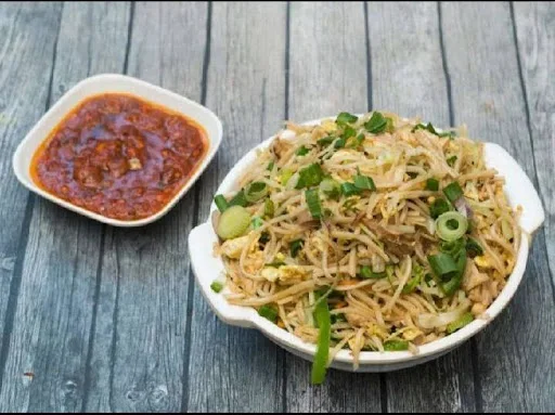 Chicken Hakka Noodles