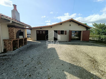 maison à Champagne-Mouton (16)