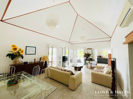 Villa avec piscine et jardin 5