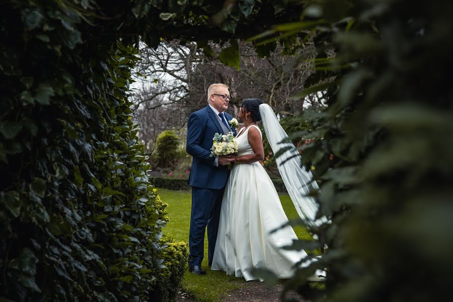 Fotógrafo de casamento Iacob Cupcea (iacob1993). Foto de 22 de abril 2019