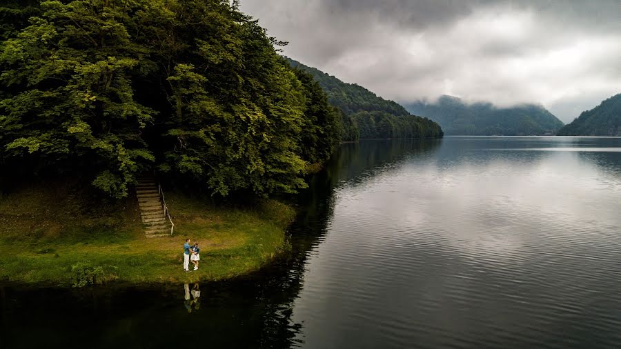 Kāzu fotogrāfs Alin Pirvu (alinpirvu). Fotogrāfija: 15. maijs 2018