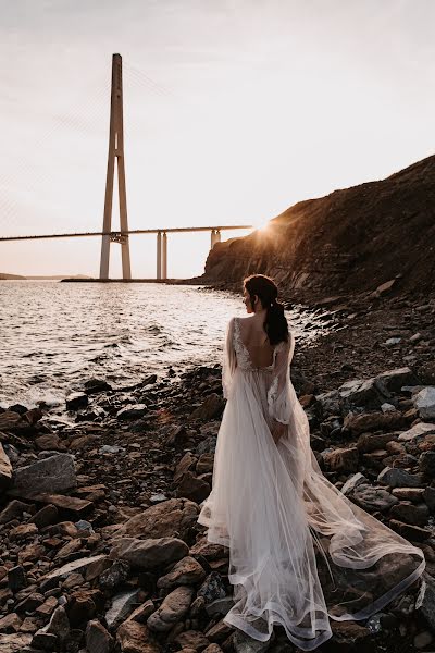 Wedding photographer Yana Kolesnikova (janakolesnikova). Photo of 26 June 2021