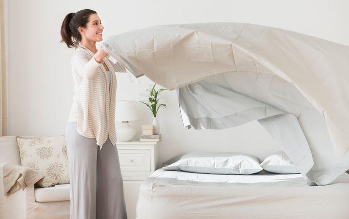 How Often You Should Wash Your Sheets During The Coronavirus Pandemic |  HuffPost Life